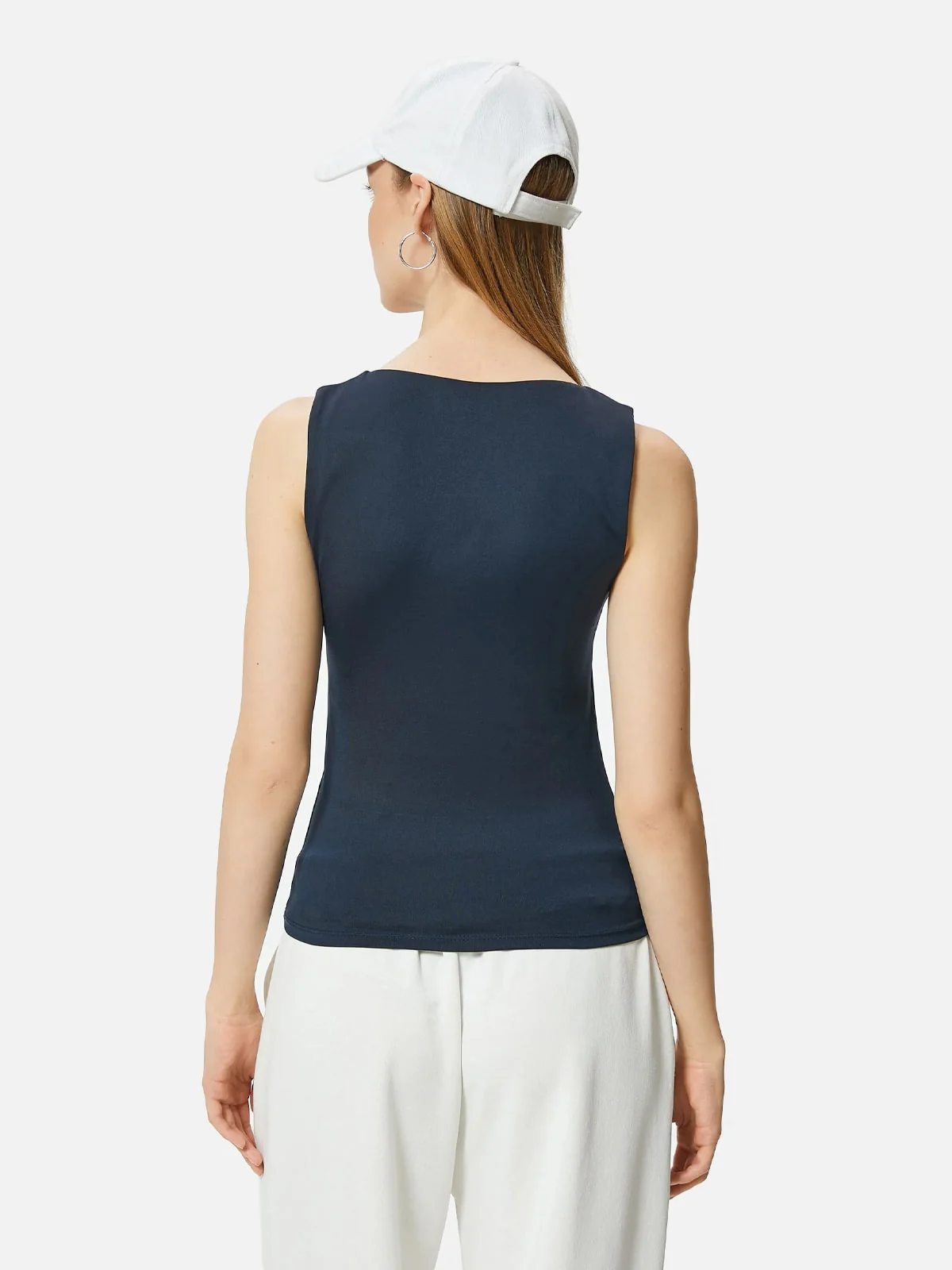 Basic Sleeveless Tank Top - Image 2